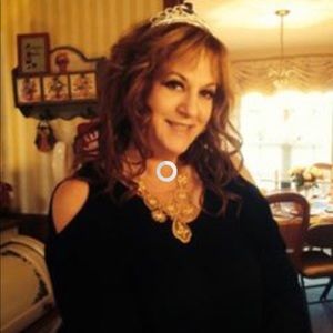 Meet your Posher, Debby